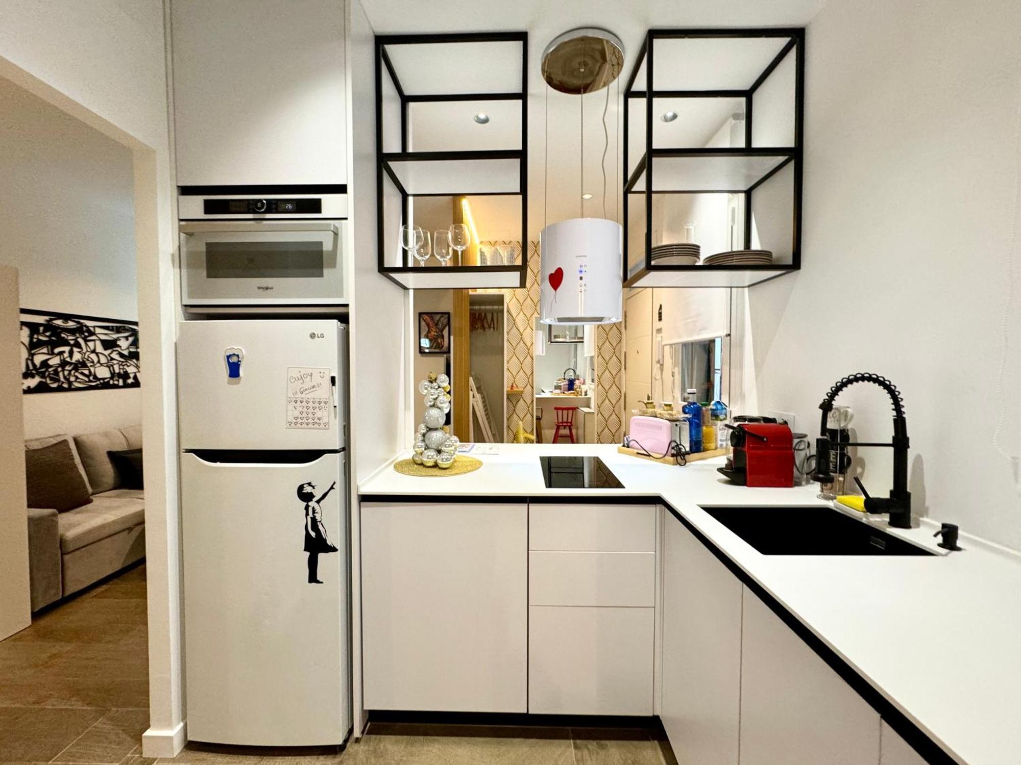 Luxury Flat Center & Parking Free Non Touristic Apartment Madrid